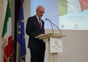 الجزائر تستقبل بعثة تجارية إيطالية مع تركيز على قطاع السيارات 