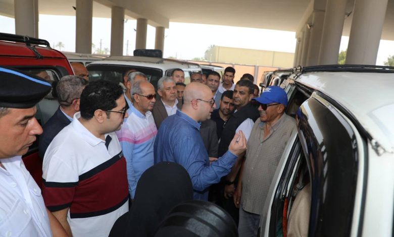 محافظ بني سويف يتفقد بدء التشغيل التجريبي الجزئي لمجمع المواقف الجديد بخطي ناصر والواسطى