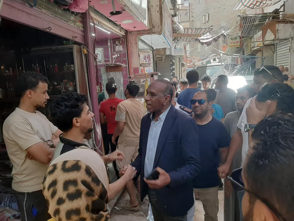 علاء شعراوي يضرب بقوة في القيسارية والعارف: 28 محضرًا وتشميع محلات وضبط 120 إشغال!

سوهاج _البدرى عبدالعال 

في إطار توجيهات اللواء الدكتور عبد الفتاح سراج

محافظ سوهاج، بشأن فرض الانضباط ورفع