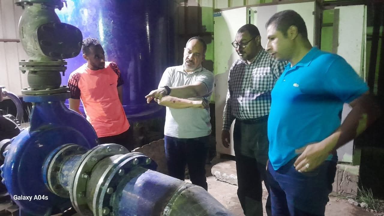 أسوان : عامر حلاوة يتابع جهود زيادة الضغوط والمياه المنتجة بمحطة مياة بلانة و العقبة