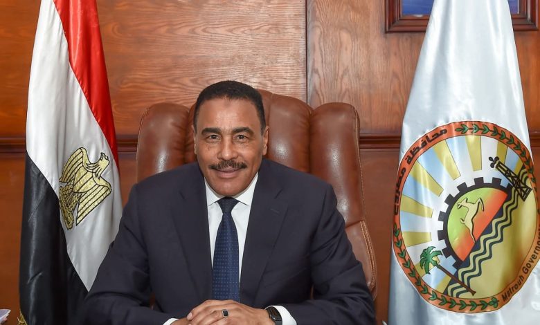 محافظ مطروح يعتمد حركة تنقلات موسعة لعدد من رؤساء مراكز المدن ونوابهم