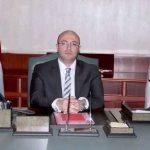 قرارًا بزيادة تعريفة التاكسي المتجهة (فقط) إلى مجمع المواقف أسفل محور عدلي منصور .