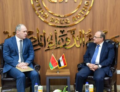 رئيس هيئة الدواء المصرية يستقبل سفير بيلاروسيا لبحث فرص التعاون الدوائي وتوسيع النفاذ إلى الأسواق الدولية