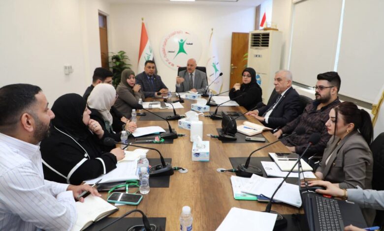 دائرة العيادات العراقية الطبية الشعبية تعقد اجتماعها الدوري لمناقشة واقع عمل المنظومة الوطنية للتتبع الدوائي