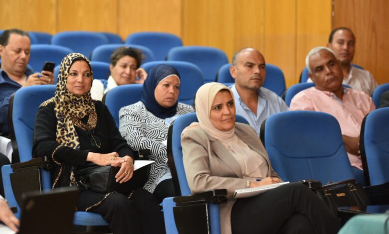 الصحة" تكثف جهودها للحد من النمو السكاني بالمنيا وخفض زواج الأطفال