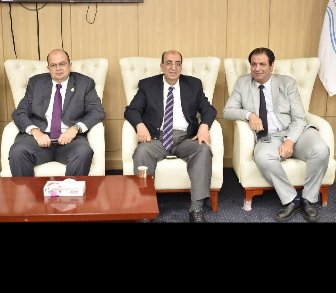 الصحة تنظم المؤتمر العلمي لقسم جراحة الوجه والفكين بمستشفى العلمين النموذجي لتعزيز تبادل الخبرات بين الفرق الطبية