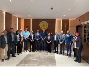نائبة وزيرة التضامن الاجتماعي تترأس اجتماعا تنسيقيا مع وفد شركة “أوتوبوك” لاستعراض جهود تجهيزات المرحلة الأولي لمراكز التجميع والموائمة