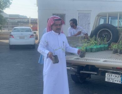بيئة الطائف تطلق مبادرة لتوزيع شتلات في أسواق النفع العام دعمًا للتشجير وزيادة الوعي البيئي