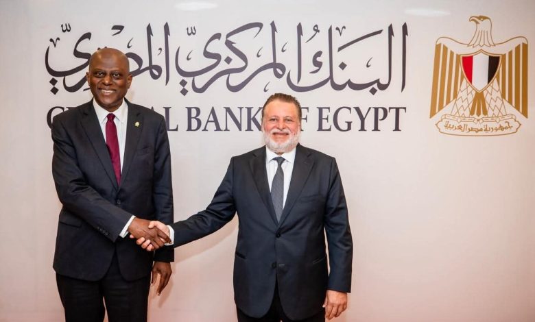 محافظ البنك المركزي المصري يستقبل نظيره النيجيري لبحث سبل تعميق التعاون المشترك بين البنكين