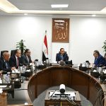 توافق بين الحكومة والتجار والصناع على مبادرة لخفض أسعار السلع المختلفة