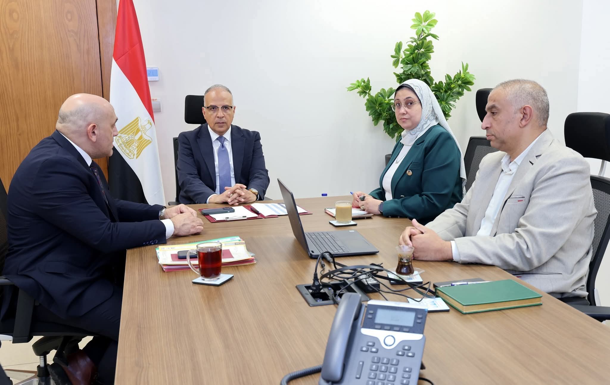وزير الري يتابع إزالة التعديات على أملاك الوزارة وإجراءات استثمار الأملاك الاستفادة منها