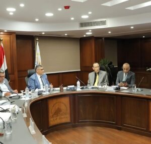 محافظ الجيزة يعقد اللقاء الأسبوعي لبحث شكاوى المواطنين بأحياء ومراكز العجوزة والوراق وأوسيم والبدرشين