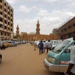 السودان:البشير يوجه دعوة لأصحاب الشركات والمحال التجارية بالسوق العربي