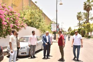 محافظ الأقصر يجري جولة تفقدية مفاجئة لمتابعةالنظافة بالشوارع قبيل صلاة الجمعه