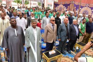 "محافظ الأقصر" يشهد حفل توزيع مساعدات خيرية لمؤسسة فاتبع سببا وجمعية شفاء القلوب الخيرية بمدرسة الزناقطة الإبتدائية