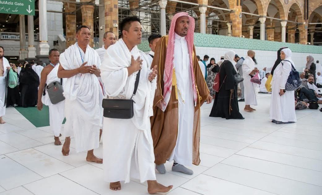رئاسة الشؤون الدينية تتابع ميدانيًّا أعمال المطوفين