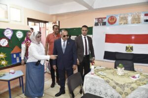 محافظ بورسعيد يتابع الاستعدادات النهائية لانتخابات مجلس الشيوخ بالمحافظه