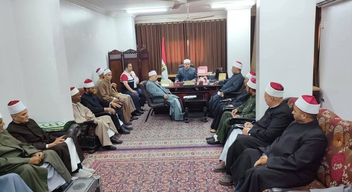 وكيل أوقاف المنوفية يشدد على الرقابة والانضباط في العمل الدعوي والإداري
