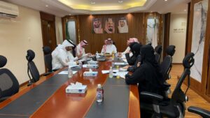 مدير عام تعليم الطائف يترأس اجتماع وحدة المخاطر والالتزام