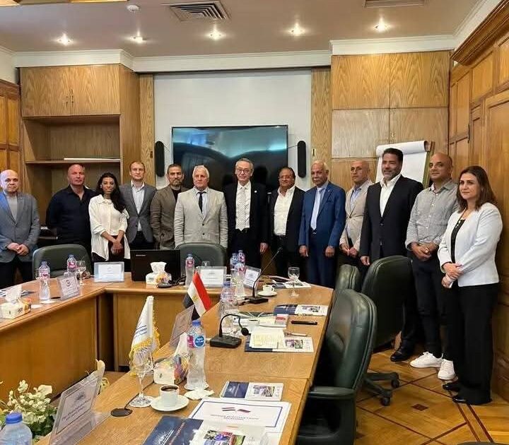 وفد روسي يزور جمعية رجال أعمال إسكندرية لتعزيز التبادُل التجاري بين البلدين