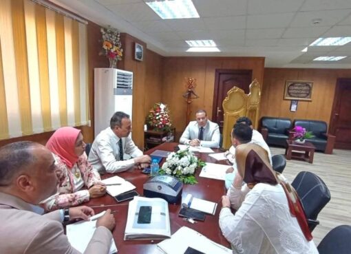 وكيل الوزارة يعقد اجتماعا عاجلاً لمناقشة أعمال التطوير بالمعمل المشترك بدمنهور  وكيل الوزارة يعقد اجتماعا عاجلاً لمناقشة أعمال التطوير بالمعمل المشترك بدمنهور