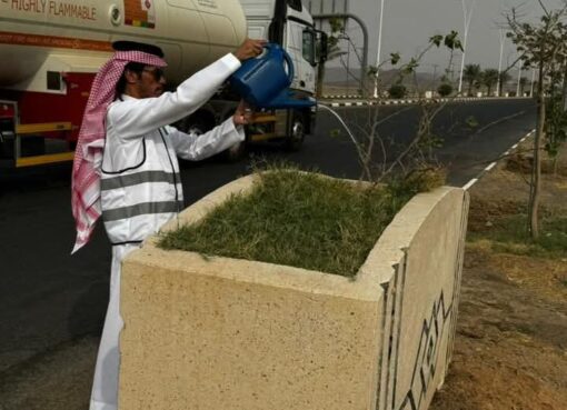 “بيئة رنية” تنفذ مبادرة سقيا المزروعات بمشاركة متطوعين “بيئة رنية” تنفذ مبادرة سقيا المزروعات بمشاركة متطوعين