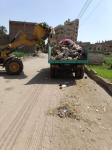 150 طن قمامة حصيلة حملات نظافة بمركز سوهاج