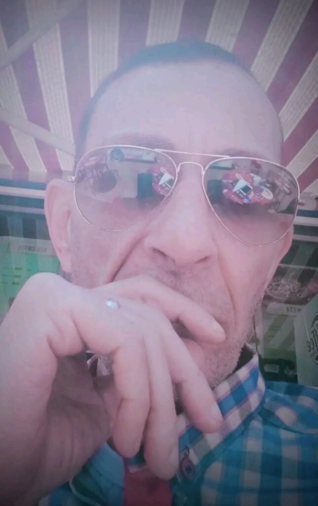 بحبك بجنون