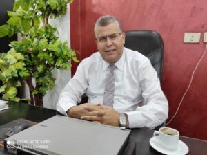 الذين يبدءون بأعلى السلم