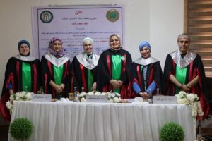 إجراء مناقشة رسالة ماجستير في كلية طب المستنصرية عن الأطفال المصابين بقصر القامة مع نقص هرمون النمو