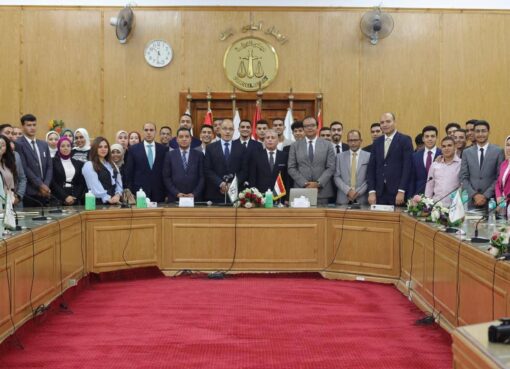 كلية الحقوق بحلوان تنظم برنامجًا تدريبيًا متميزًا بمجلس الدولة لطلابها المتفوقين كلية الحقوق بحلوان تنظم برنامجًا تدريبيًا متميزًا بمجلس الدولة لطلابها المتفوقين