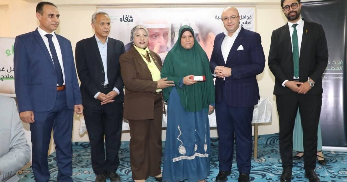 محافظ بني سويف يتفقد ختام أعمال القافلة الطبية لعلاج أمراض العيون.