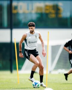 خسارة كولومبوس بمشاركة وسام