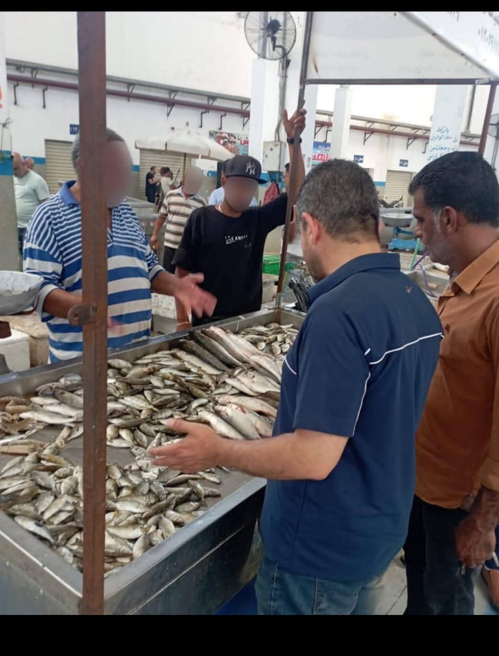 إعدام ٥٠٥ كيلو و١١٧ لتر أغذية منتهية الصلاحية وتحرير ٤٨٧ محضر بحملة لمراقبة الأغذية بالإسماعيلية