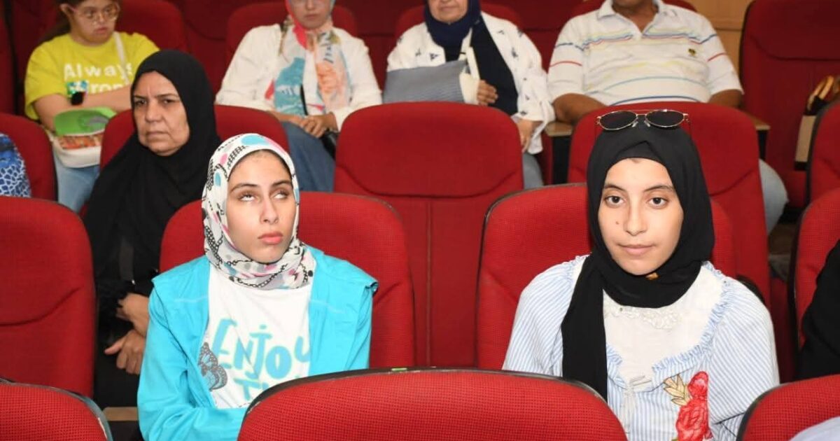 ألسن عين شمس تجدد تنظيم اليوم التعريفي لطلاب الدمج والمكفوفين