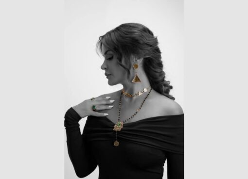 روح الأردن في كل قطعة: رنده العبادي وتصاميم RJ Jewelry Design
