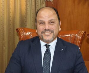 رئيس جامعة المنوفية يصدر قرارا بتجديد ندب الدكتور صلاح حجازى عميدا لكلية طب الأسنان