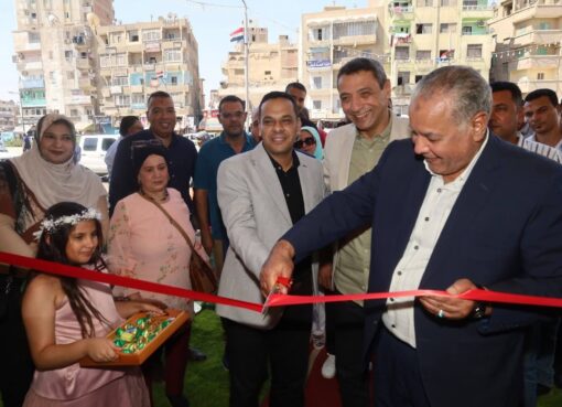 محافظ السويس يفتتح معرض “أهلاً مدارس” لتوفير المستلزمات الدراسية وإحتياجات الطلبة بإسعارمخفضة محافظ السويس يفتتح معرض “أهلاً مدارس" لتوفير المستلزمات الدراسية وإحتياجات الطلبة بإسعارمخفضة