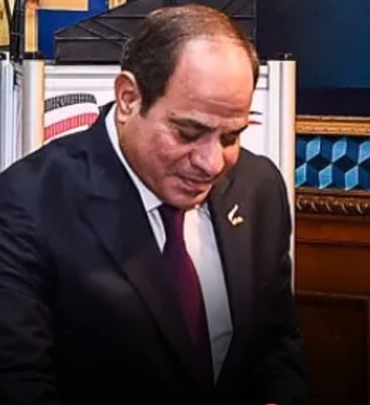 الرئيس السيسي يدلي بصوته في انتخابات مجلس الشيوخ