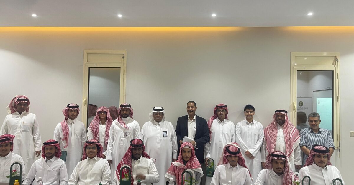 بيئة خليص تستقبل طلاب جامعة جدة