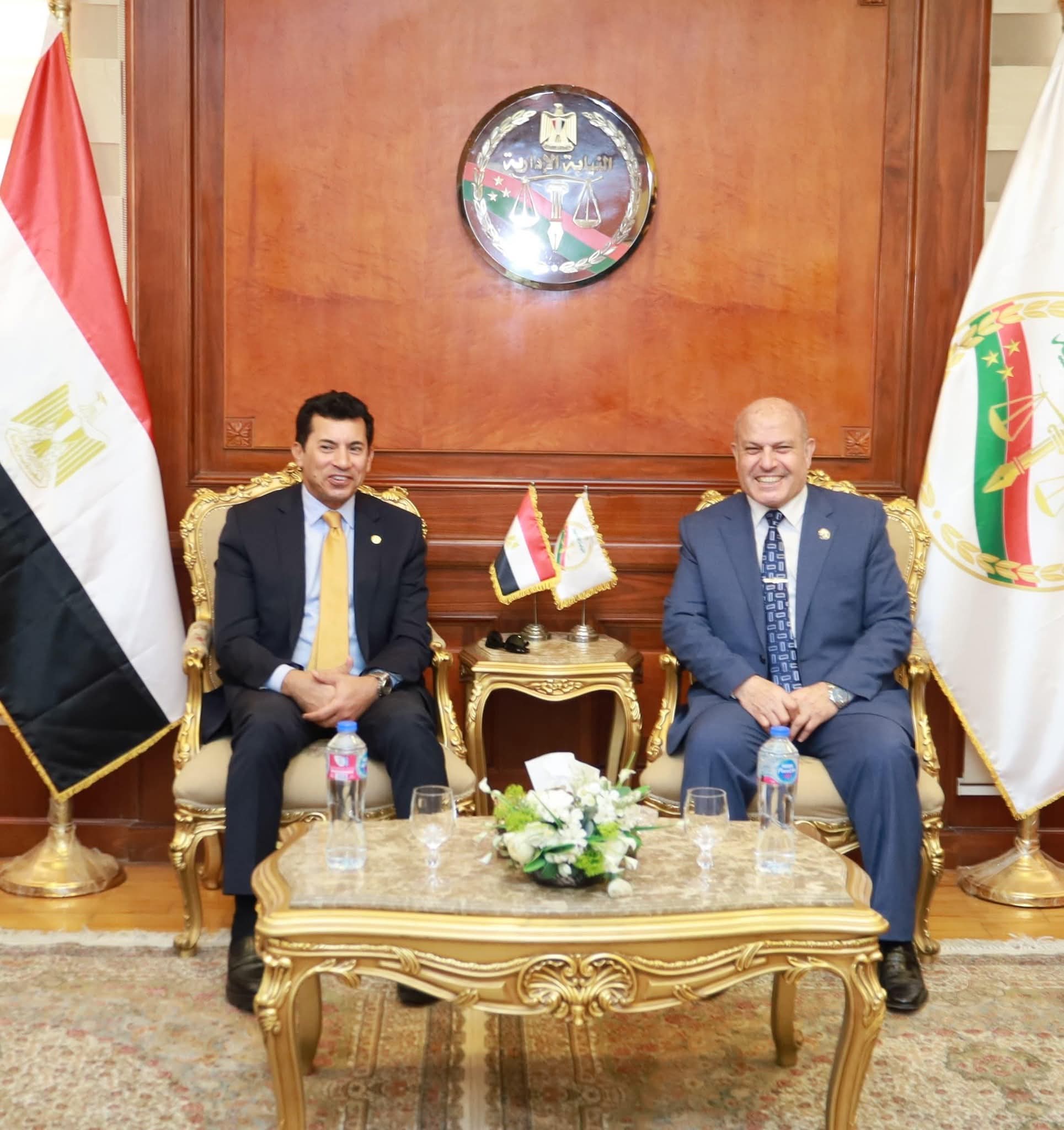 رئيس النيابة الإدارية يستقبل وزير الشباب والرياضة للتهنئة بتوليه مهام منصبه