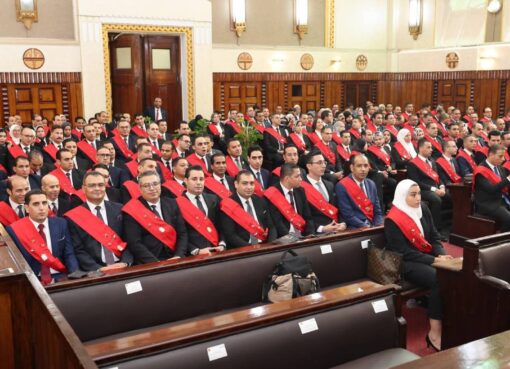 بدء مراسم حلف يمين أعضاء هيئة قضايا الدولة الجدد بوزارة العدل بدء مراسم حلف يمين أعضاء هيئة قضايا الدولة الجدد بوزارة العدل