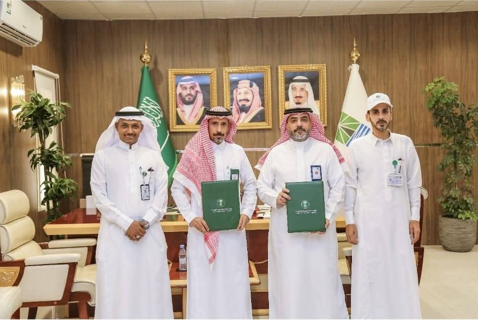 بيئة رابغ وبلدية المحافظة توقعان مذكرة تفاهم لتعزيز الشراكة المجتمعية في التشجير والحفاظ على البيئة