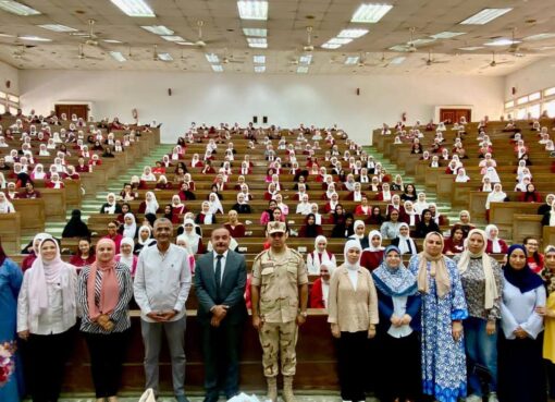 في إطار توجيهات رئيس جامعة حلوان.. الأمين العام للجامعة يتابع فعاليات دورات التربية الوطنية والعسكرية لتعزيز وعي الطلاب
