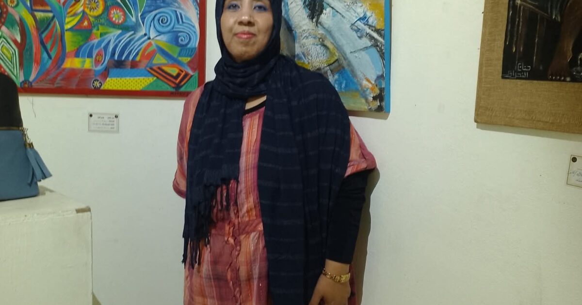 قبل أن يؤسس لعلاقة إنسانية