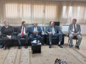 آثار القاهرة تنظم أول مؤتمر علمى لشباب الباحثين بعنوان "دراسات في علم الآثار" بالتعاون مع كلية البنات بجامعة عين شمس.