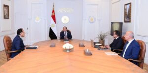 اجتمع السيد الرئيس عبد الفتاح السيسي، اليوم، مع الدكتور مصطفى مدبولي،والدكتور خالد عبد الغفار،