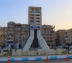 محافظ السويس يتفقد شارع بورسعيد بحي السويس بعد أعمال التطوير ورفع الكفاءة