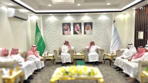 مدير عام تعليم الطائف يلتقي فريق وقاية لتعزيز الصحة المدرسية في المدارس