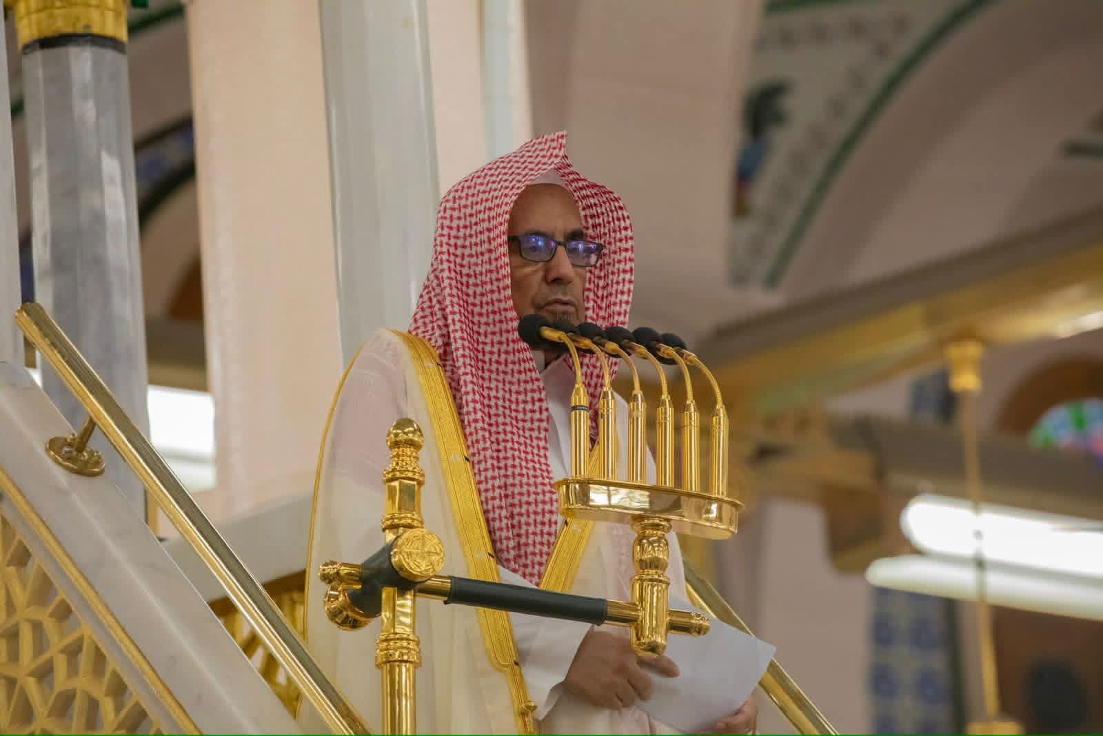 الشيخ الدكتور حسين آل الشيخ يؤم المصلين لصلاة الجمعة بالمسجد النبوي